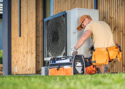Installation de pompes à chaleur air/eau et chauffe-eaux thermodynamiques à Toulouse. Étude gratuite, conseils personnalisés et pose professionnelle.